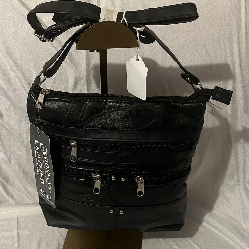Stone Mountain New York Black Leather Shoulder Bag New Without Tags